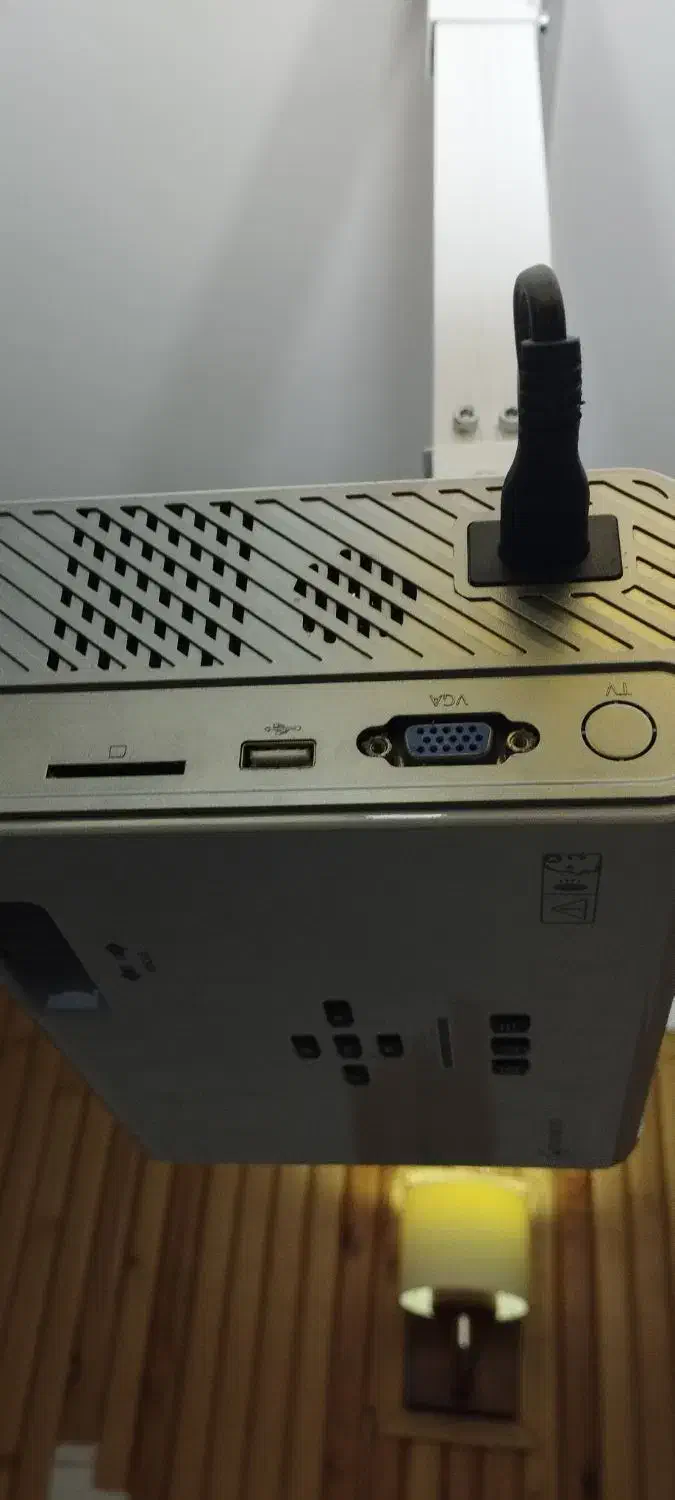 ویدیو پروژکتور وانکیو|تلویزیون و پروژکتور|هشتگرد, فاز ۷ مهستان|دیوار