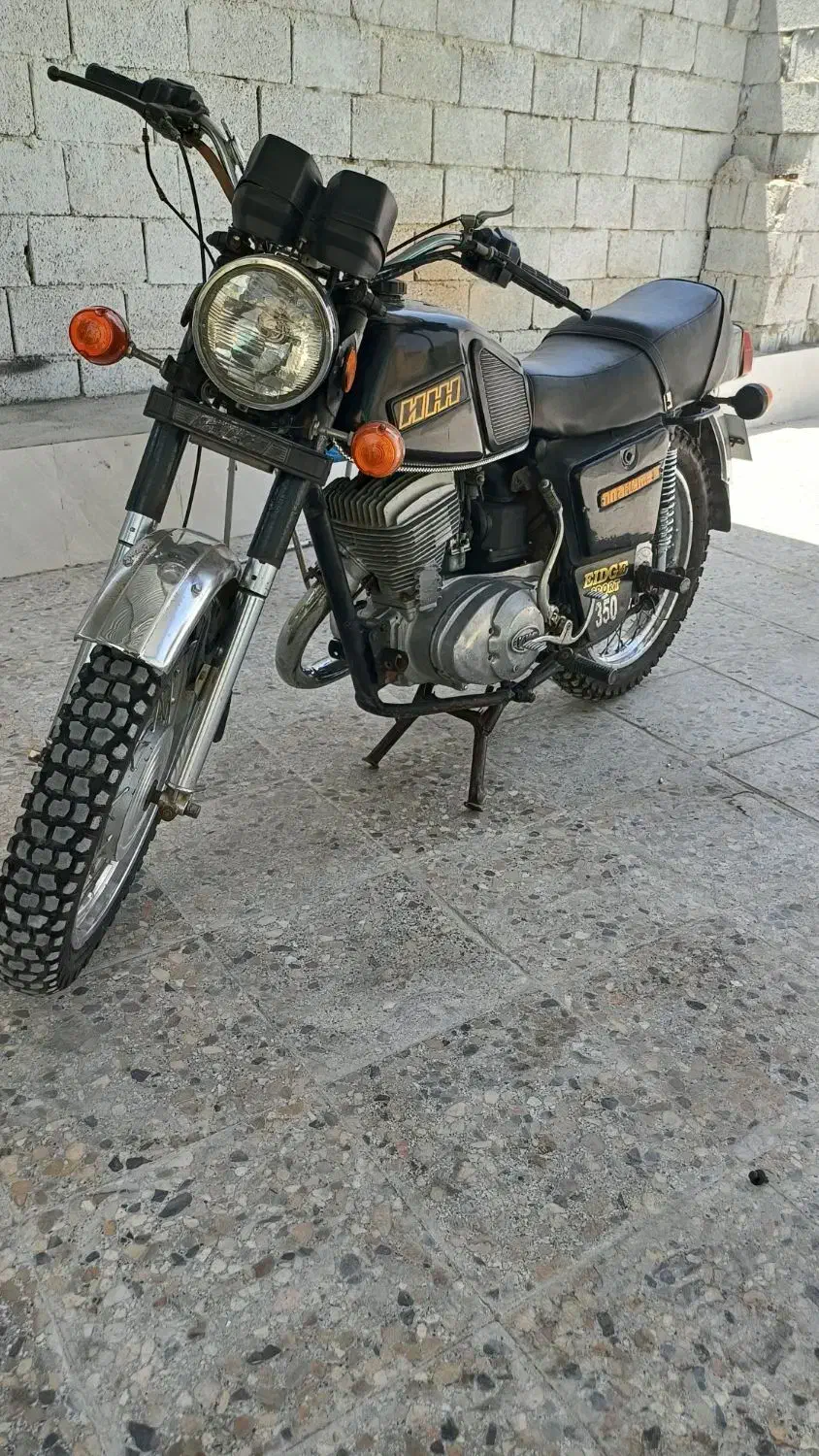 ایژ روسی|موتورسیکلت|داراب, |دیوار