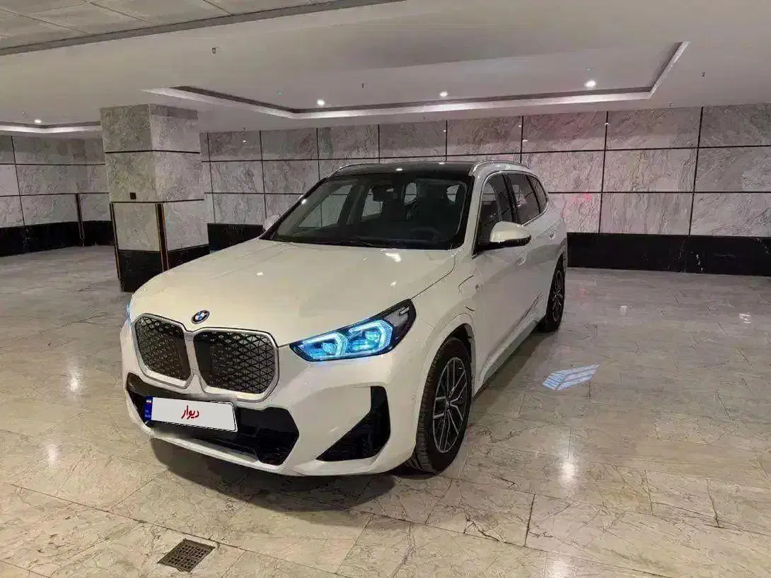 BMW IX1|خودرو سواری و وانت|تهران, نیاوران|دیوار