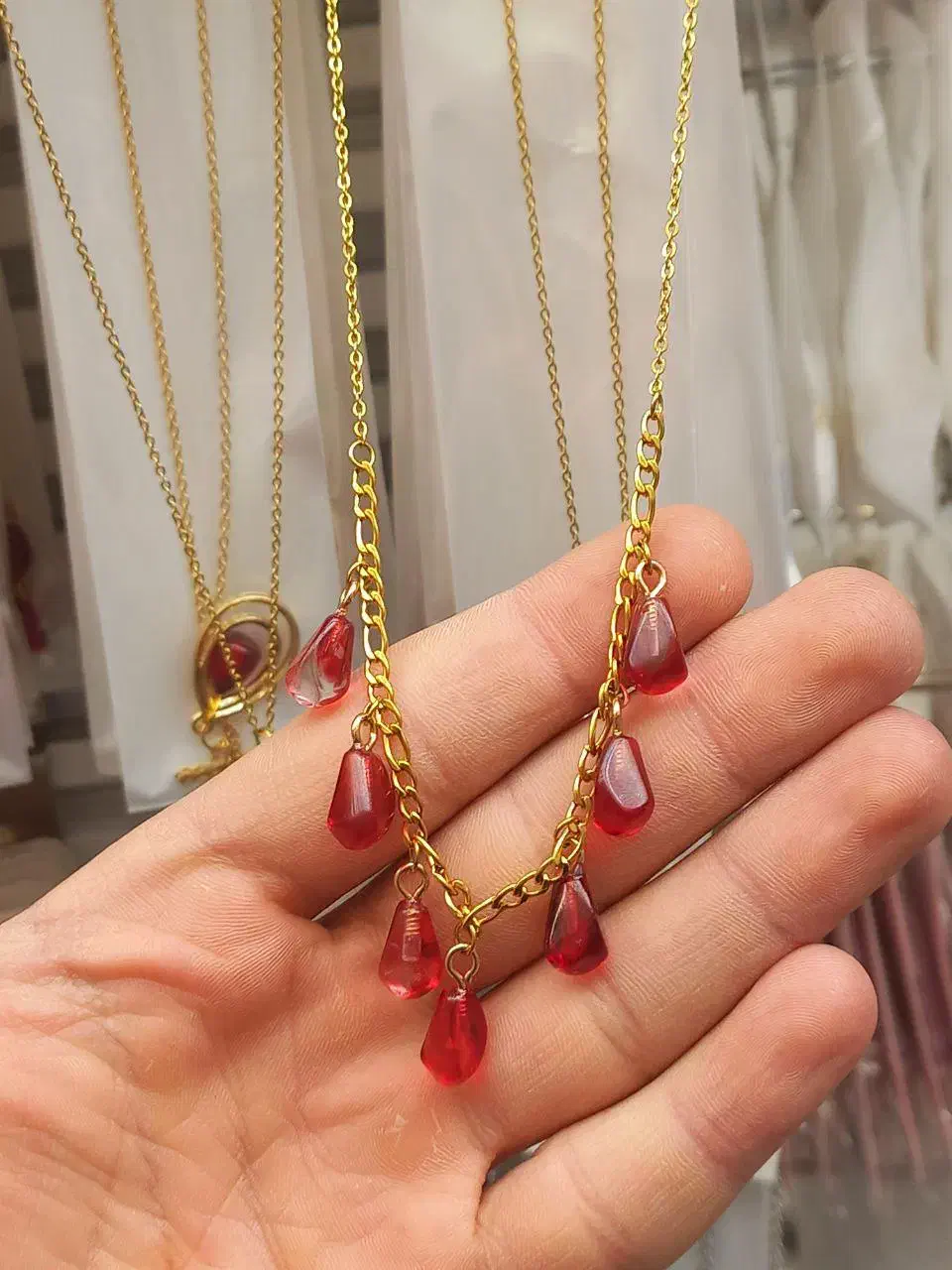 گوشواره وگردنبند یلدایی|بدلیجات|شاهینشهر, شهرک گلدیس|دیوار