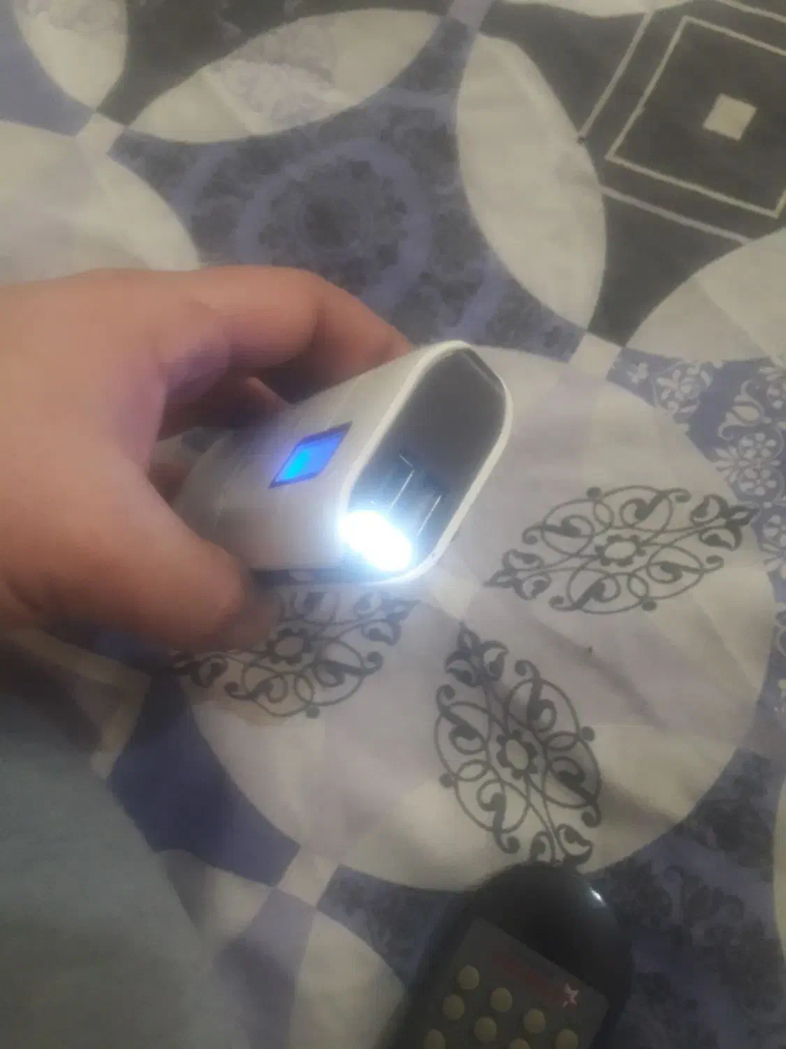 پاور بانک ۱۵ هزار چراغ قوه دار|لوازم جانبی موبایل و تبلت|مشهد, رستگار|دیوار