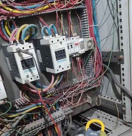 برقکاری ساختمان و صنعت فوری|خدمات پیشه و مهارت|ساوه, |دیوار