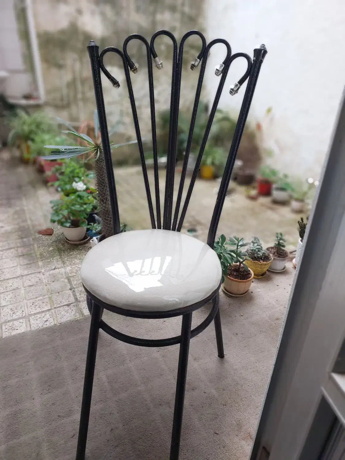 صندلی فلزی ناهارخوری|میز و صندلی غذاخوری|لاهیجان, خمیر کلایه|دیوار