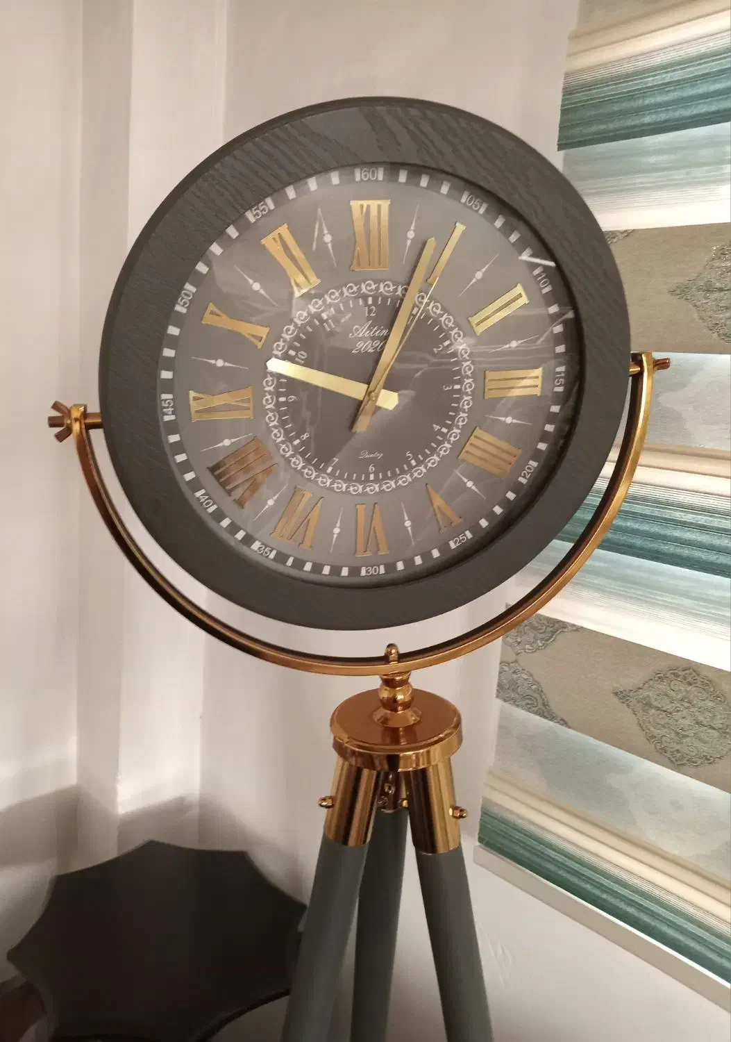 ساعت ایستاده درحد نوع استفاده نشده|ساعت دیواری و تزئینی|تالش, هشتپر|دیوار