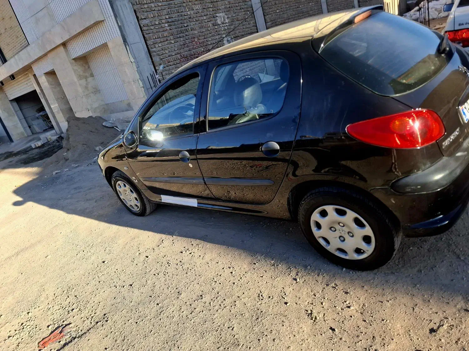 ۲۰۶تیپ۲مدل۹۸نقدی ومعاوضه|خودرو سواری و وانت|سیرجان, |دیوار