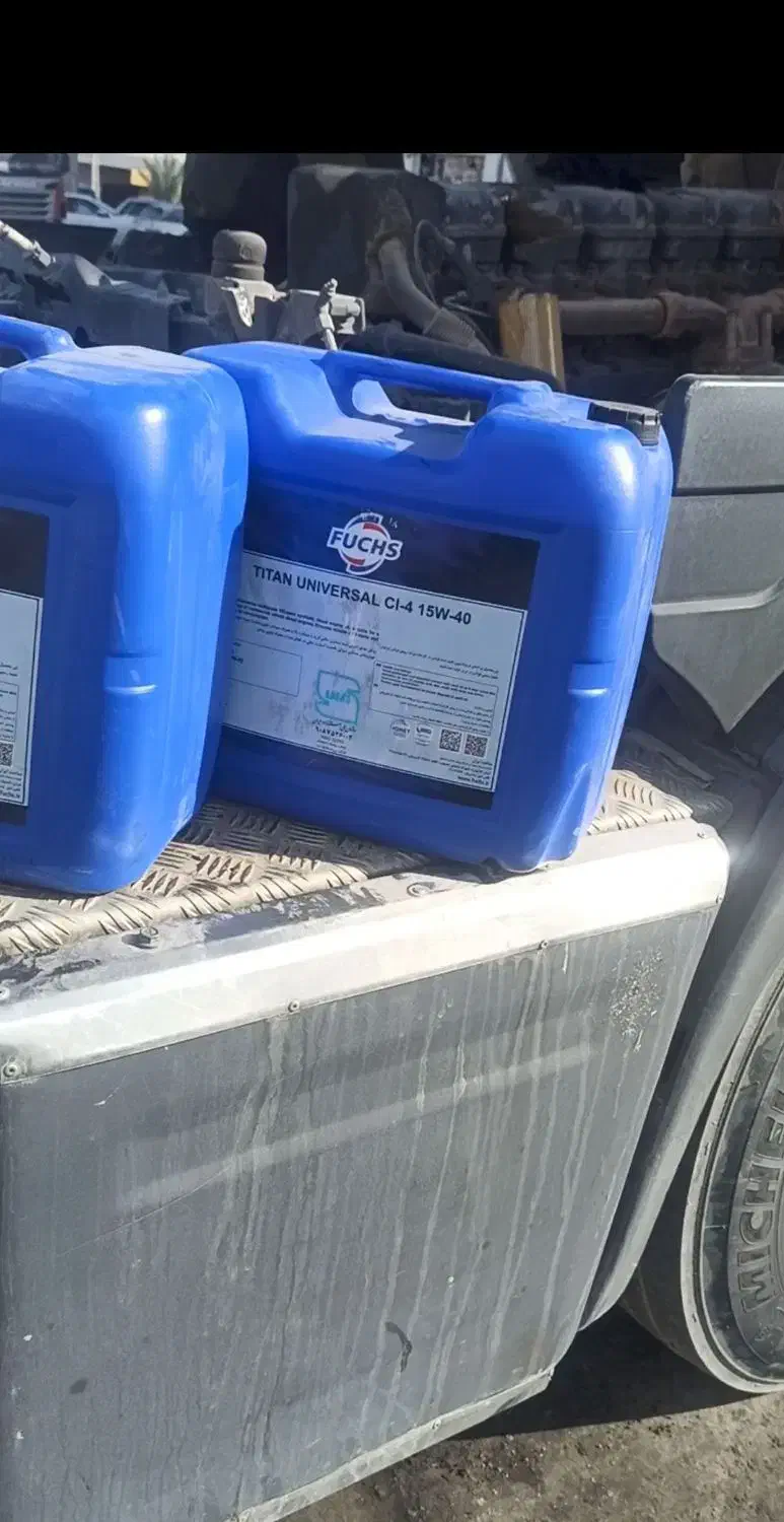 تعدادی گالن فکس خارجی نو نو|ظروف نگهدارنده، پلاستیکی، یک‌بارمصرف|زاهدان, |دیوار