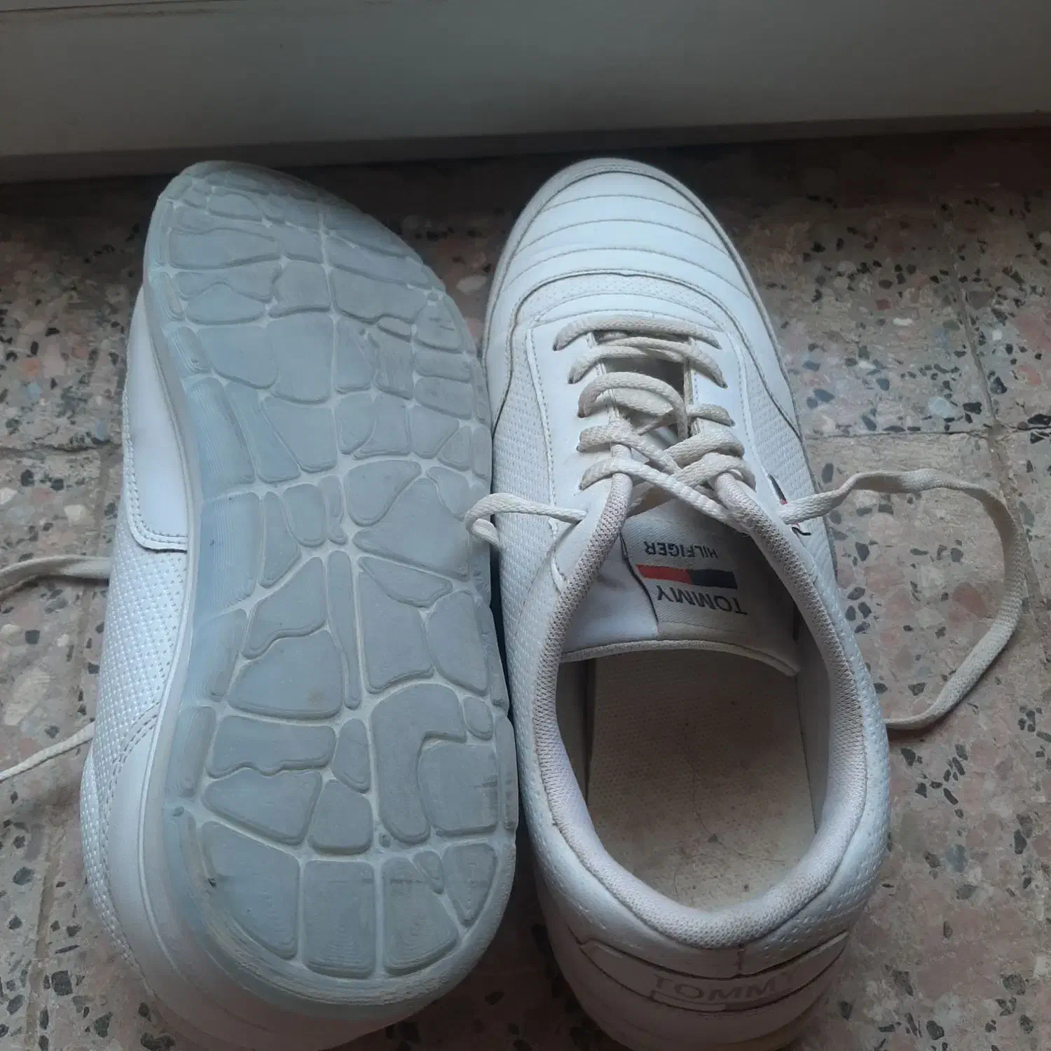 کفش اسپرت خارجی|کیف، کفش، کمربند|زابل, |دیوار