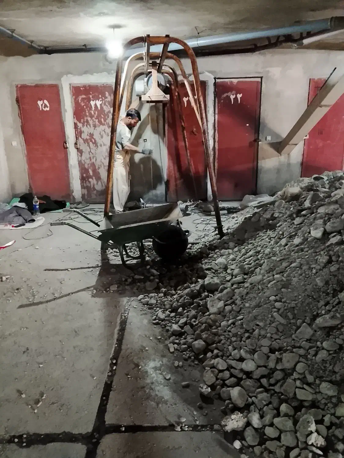 مغنی چاه کن مقنی حفاری چاه اب فاضلات|خدمات پیشه و مهارت|احمدآبادمستوفی, |دیوار