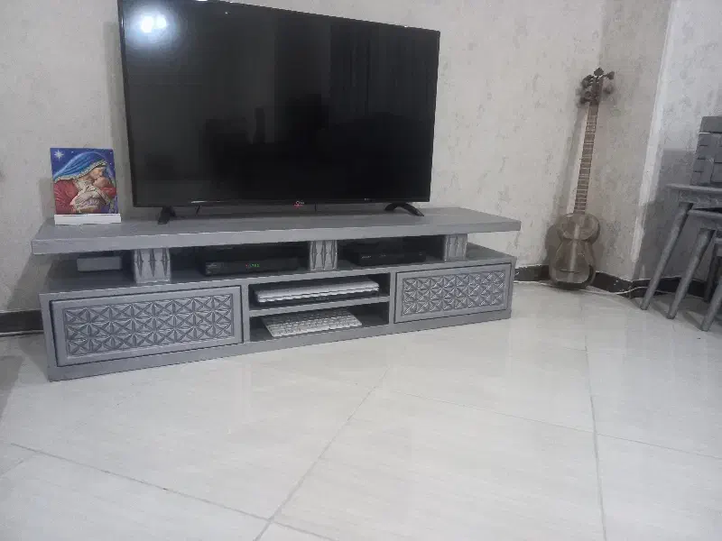 تلویزیون۴۳ اینچ جی پلاس درحد نو|تلویزیون و پروژکتور|اندیشه, اندیشه فاز ۱|دیوار