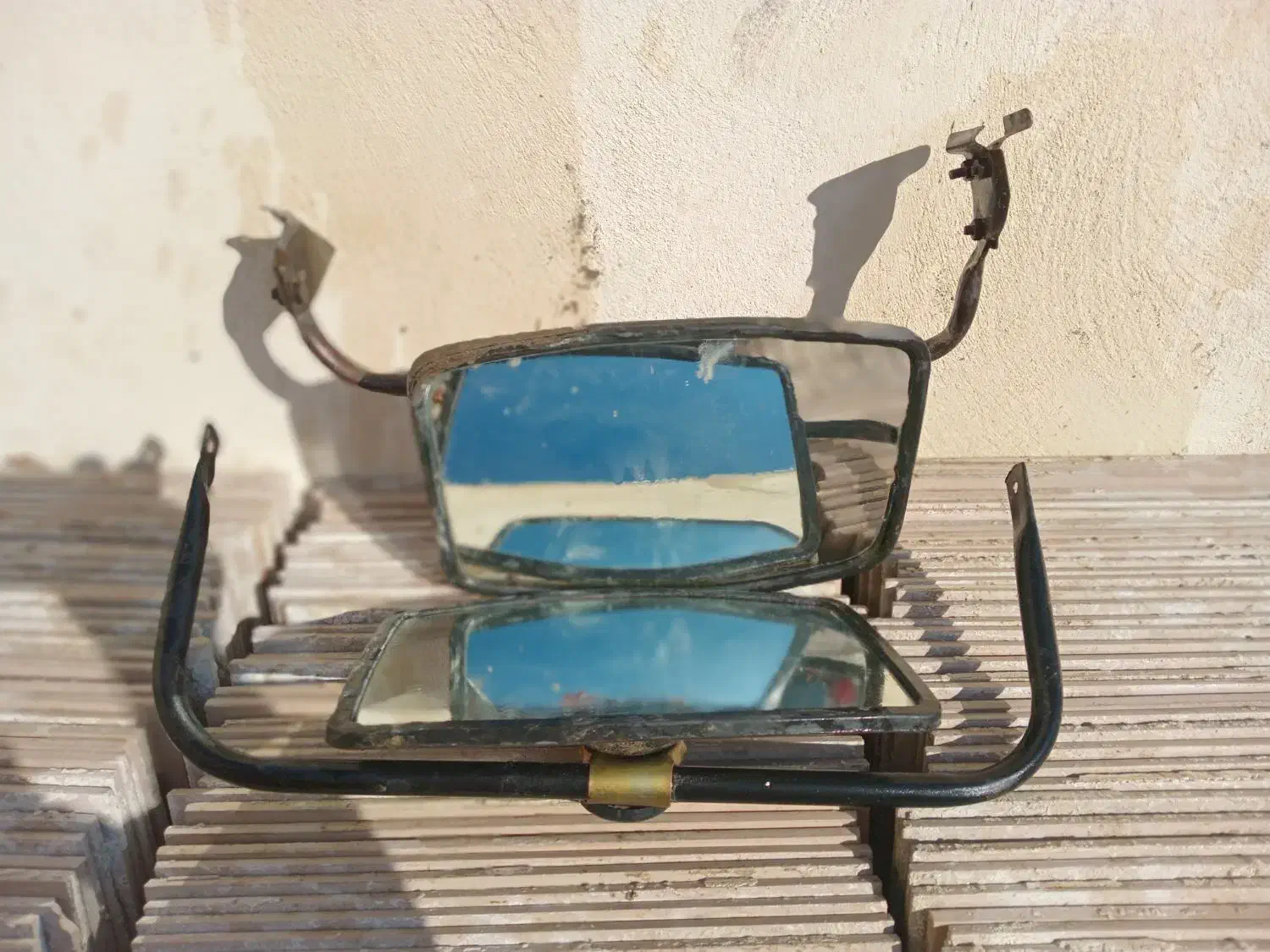 آینه بغل خاور|آینه|شهریار, دهشاد بالا|دیوار