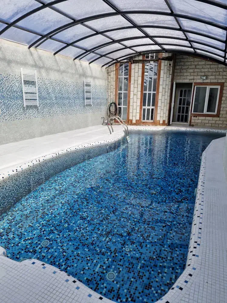 اجاره باغ ویلای استخردار سرپوشیده آبگرم روبه دریا|اجارهٔ کوتاه‌مدت ویلا و باغ|تالش, هشتپر|دیوار