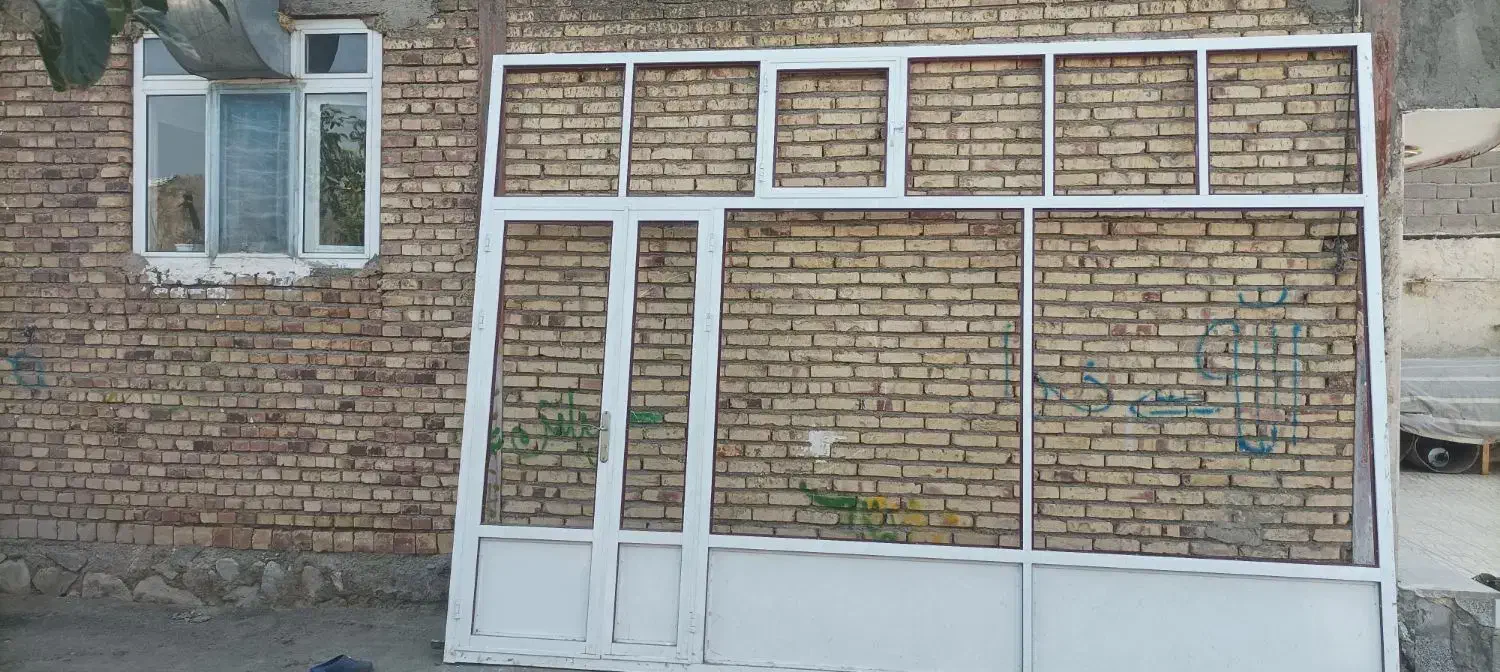 درب و پنجره آلومینیوم|مصالح و تجهیزات ساختمان|خوی, |دیوار