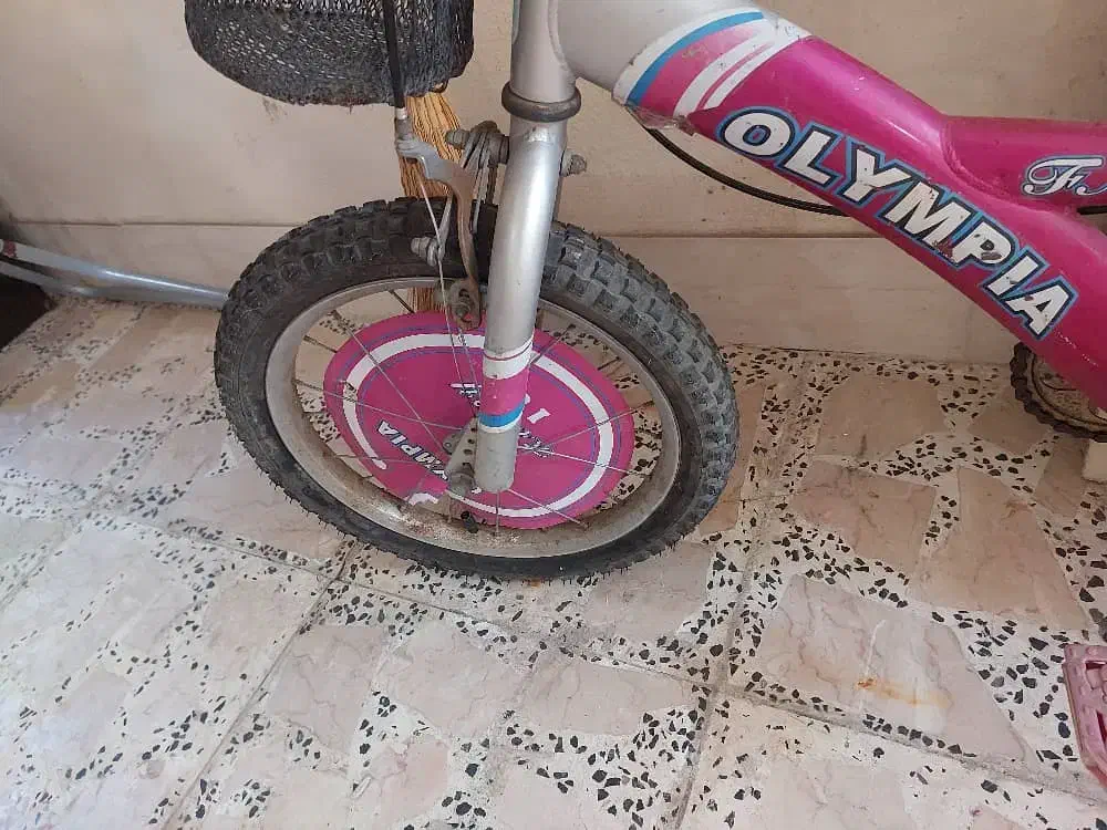 دوچرخه|دوچرخه، اسکیت، اسکوتر|آستانه اشرفیه, |دیوار