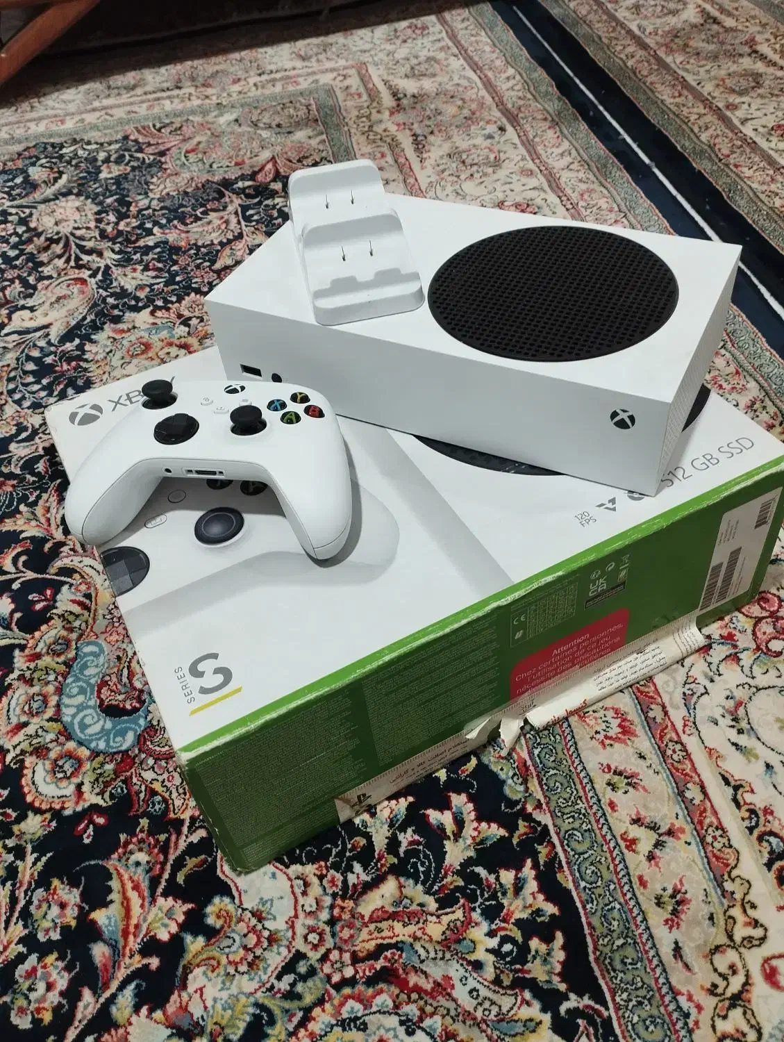 فروش یک دستگاه ایکس باکس سریS در حد آک|کنسول، بازی ویدئویی و آنلاین|رباطکریم, نصیرشهر|دیوار