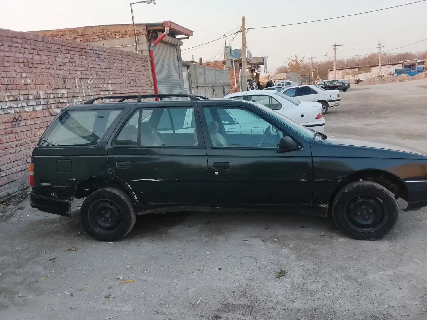 پژو ۲۰۰۰ ا ستیشن|خودرو کلاسیک|آذرشهر, |دیوار