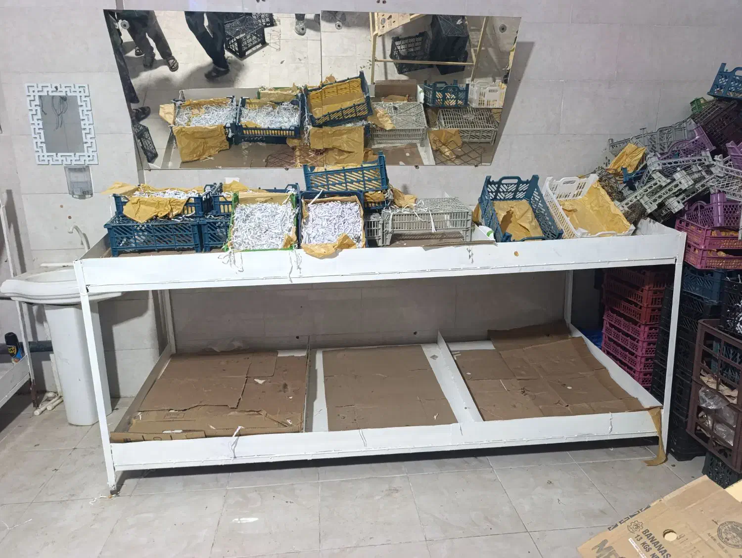 تعداد قفسه میوه فروشی با یک عدد ترازو دیحیتال|فروشگاه و مغازه|لیردف, |دیوار