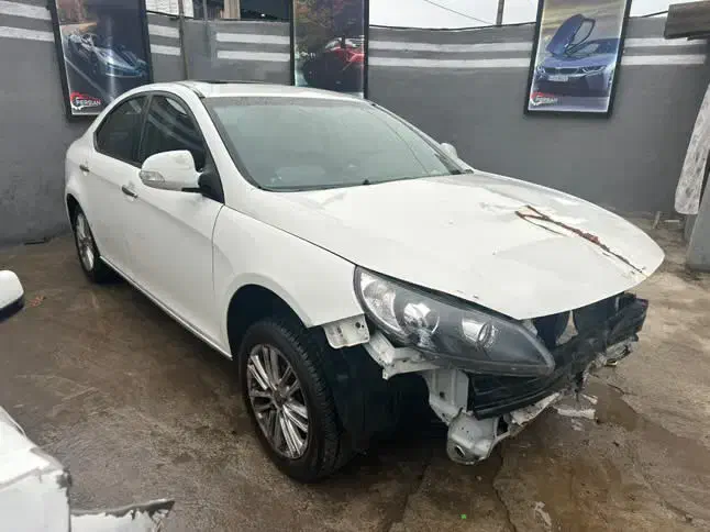 جک جی ۵ تصادفی|خودرو سواری و وانت|اهر, |دیوار