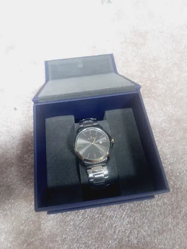 ساعت مچی مردانه کاملا نو و سالم|ساعت|قزوین, |دیوار