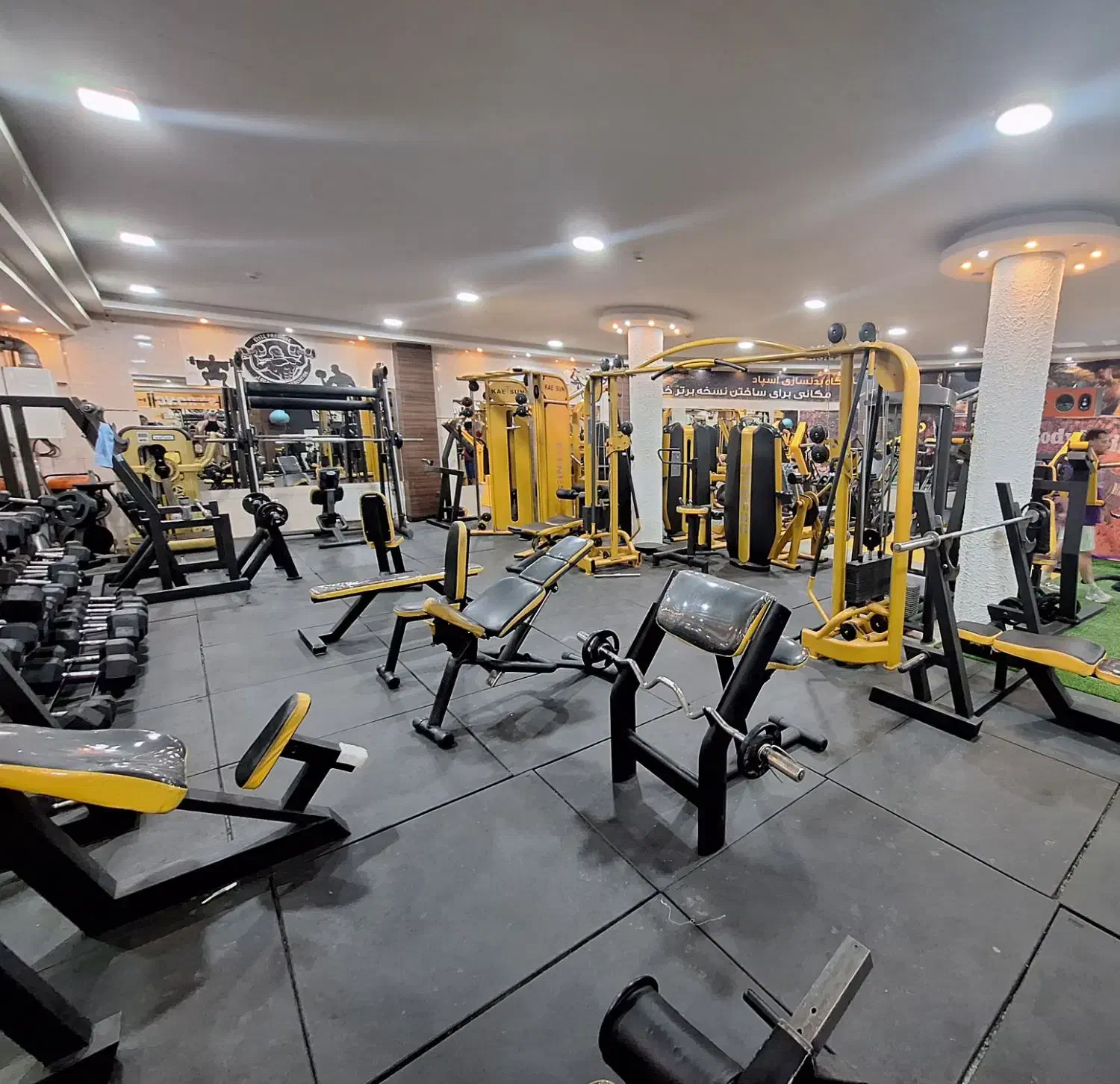 اجاره زیرزمین بر رباط سوم|اجارهٔ مغازه و غرفه|اصفهان, ملکشهر|دیوار