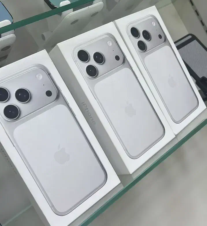 ایفون تمام سری  iphone17|موبایل|اصفهان, احمدآباد|دیوار
