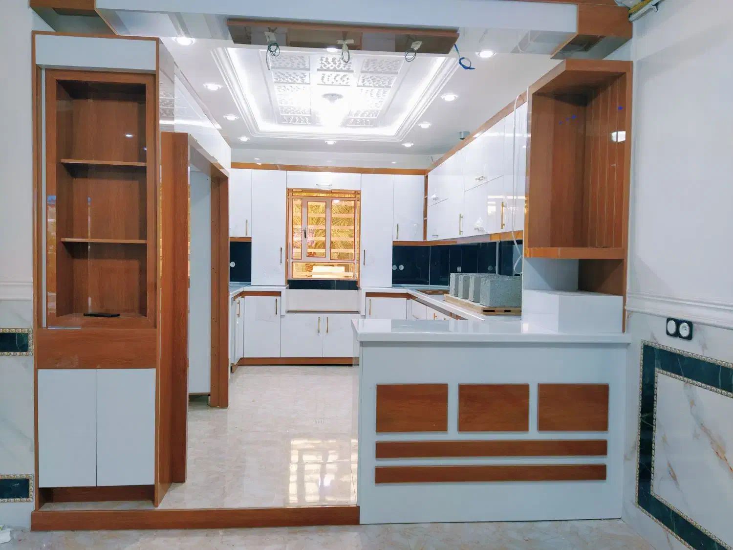 خدمات تخصصی تعمیرات و ساخت کابینت و کمددیواری|جاکفشی، کمد، دراور|قم, پردیسان|دیوار