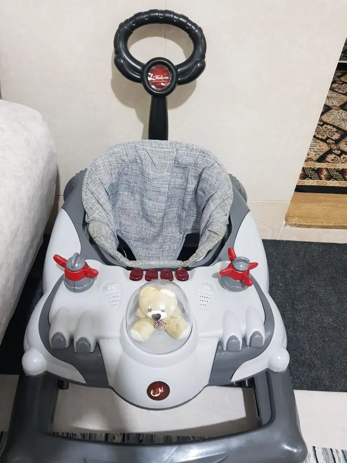 رورئک سالم|اسباب و اثاث بچه|قم, قلعه کامکار|دیوار