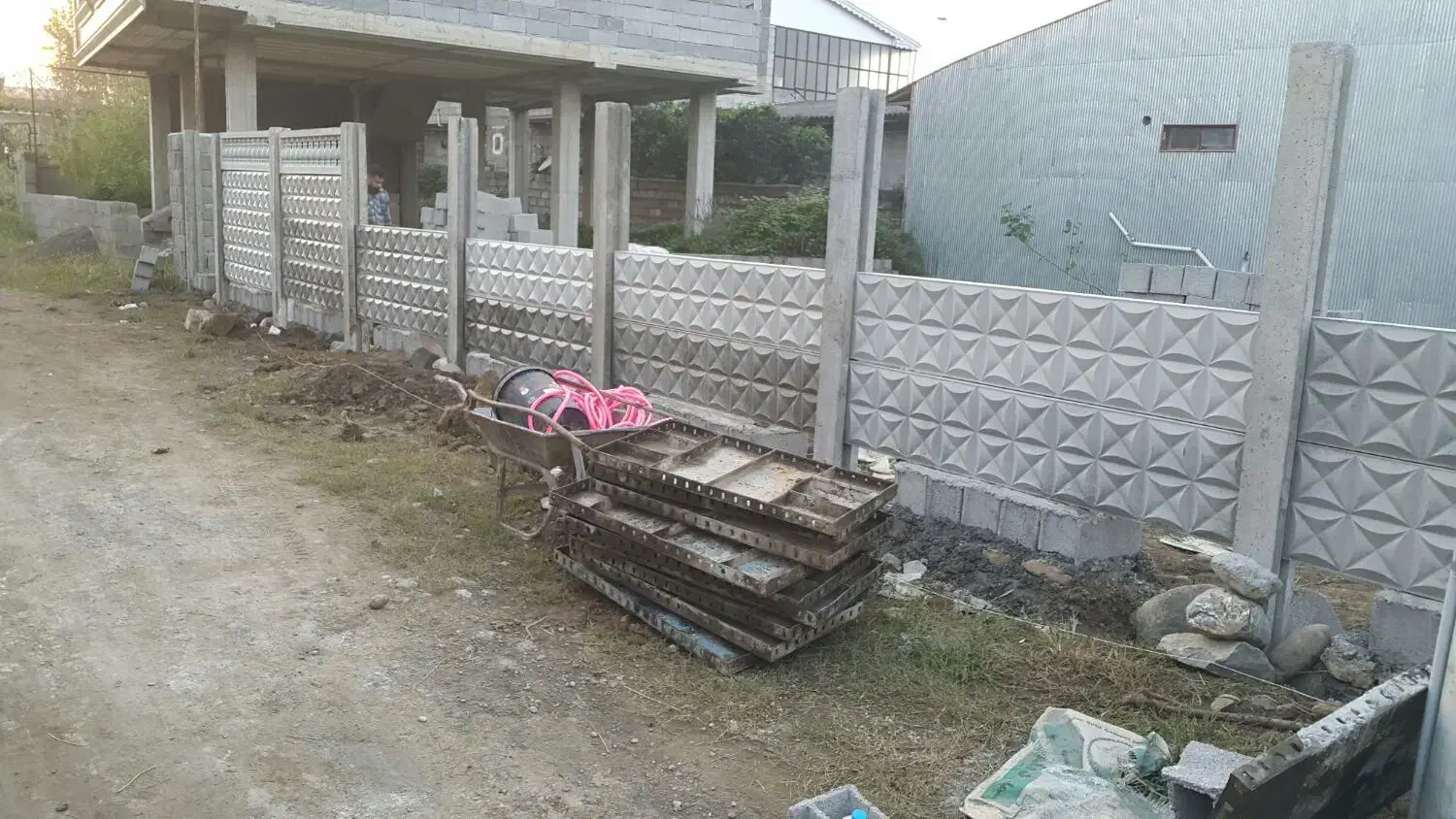 نیروی کار جهت کار در کارگاه تولیدی|استخدام صنعتی، فنی، مهندسی|چاف و چمخاله, |دیوار