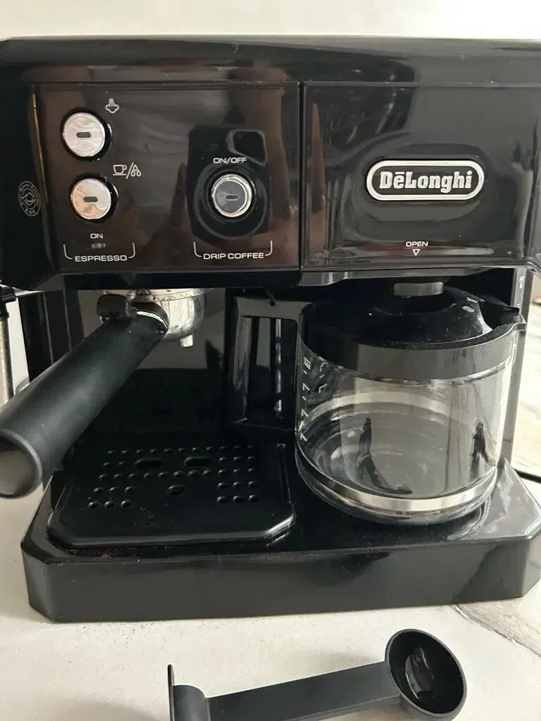 قهوهساز چندکاره دلونگی BCO 411.B|سماور، چایساز، قهوهساز|تهران, جنتآباد مرکزی|دیوار