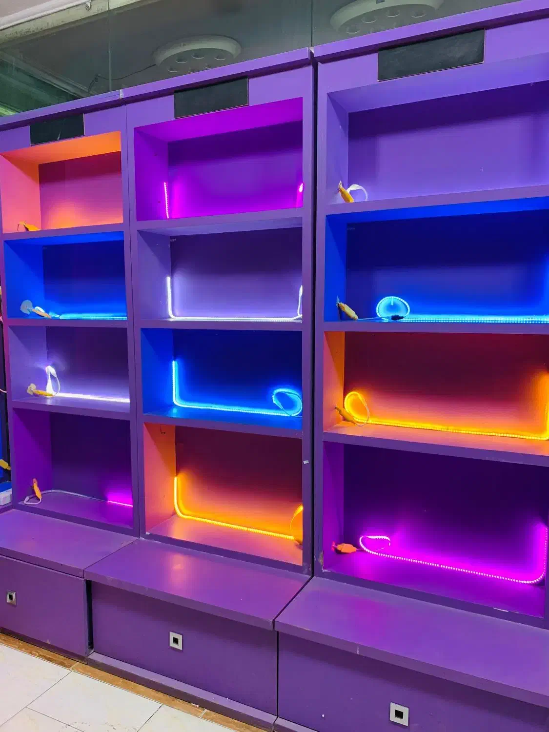 کمد|بوفه، ویترین، کنسول|اصفهان, بهارستان|دیوار