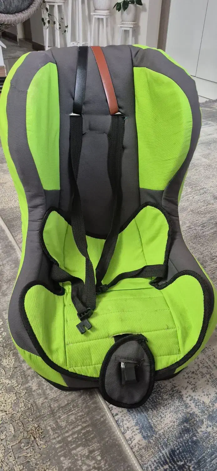 صندلی کودک|تخت و صندلی بچه|هشتگرد, شهرک راه آهن|دیوار