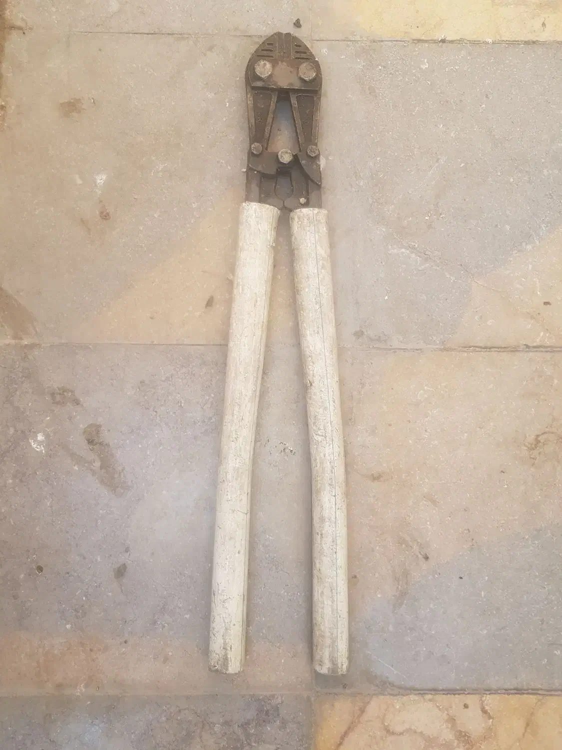 میلگرد بر|ابزارآلات|اسلام‌شهر, مطهری|دیوار