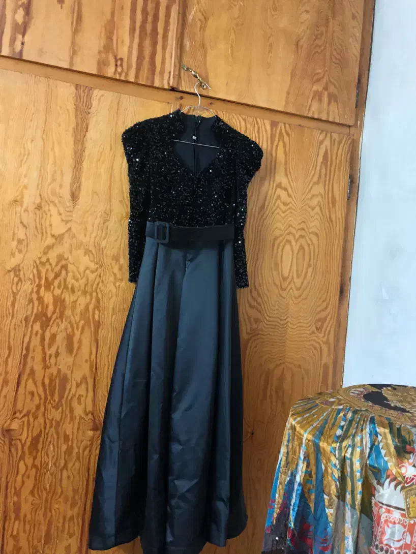 لباس مجلسی مشکی بلند|لباس|آمل, |دیوار