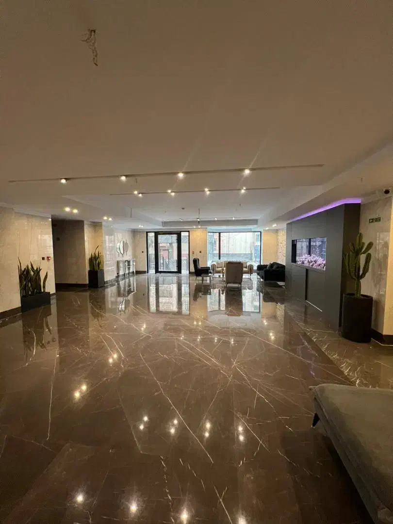 195متر نوساز/مشاعات هتلینگ/ویوی ابدی/سازه ای برند