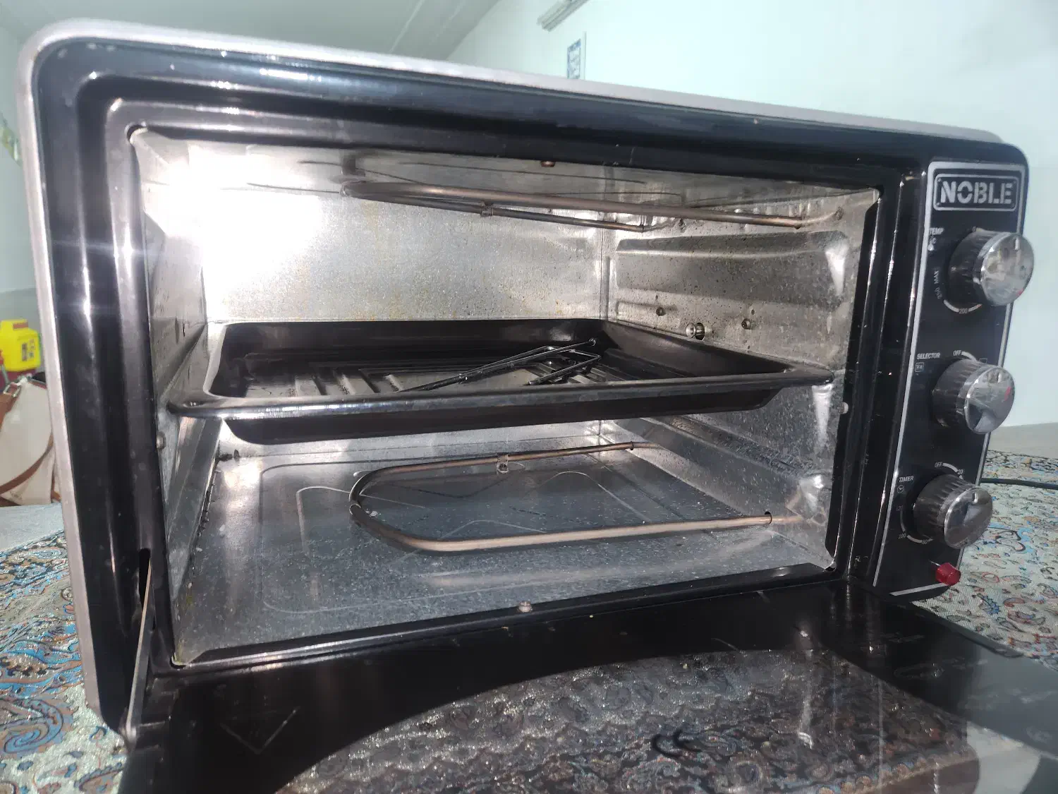 اوون توستر در حد نو|اجاق گاز و لوازم برقی پخت‌وپز|شیراز, شهرک مدرس|دیوار