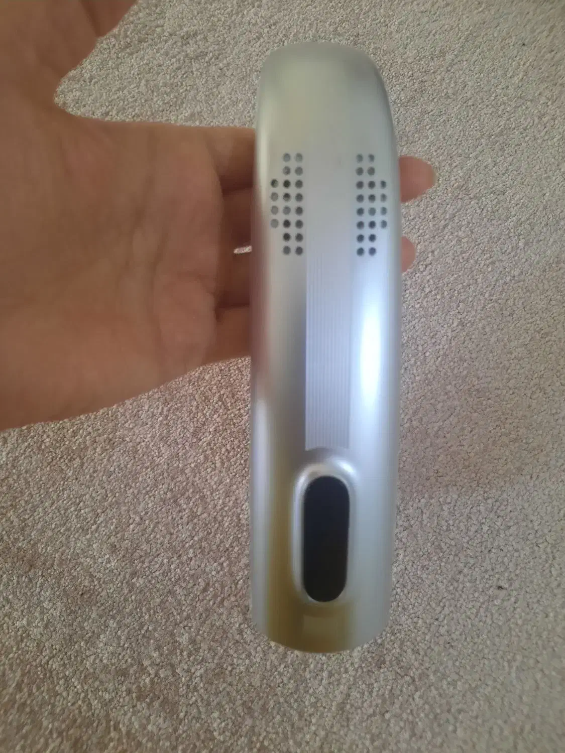 پنکه گردنی|پنکه و تصفیهکنندهٔ هوا|قدس, شهرقدس|دیوار