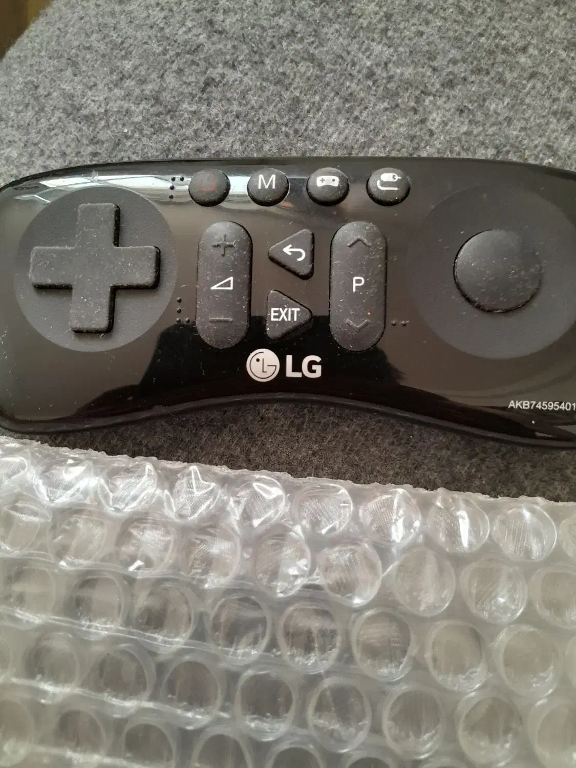 دسته  بازی لاب تاب و تلویزیون LG|کنسول، بازی ویدئویی و آنلاین|صدرا-فارس, فاز ۲|دیوار