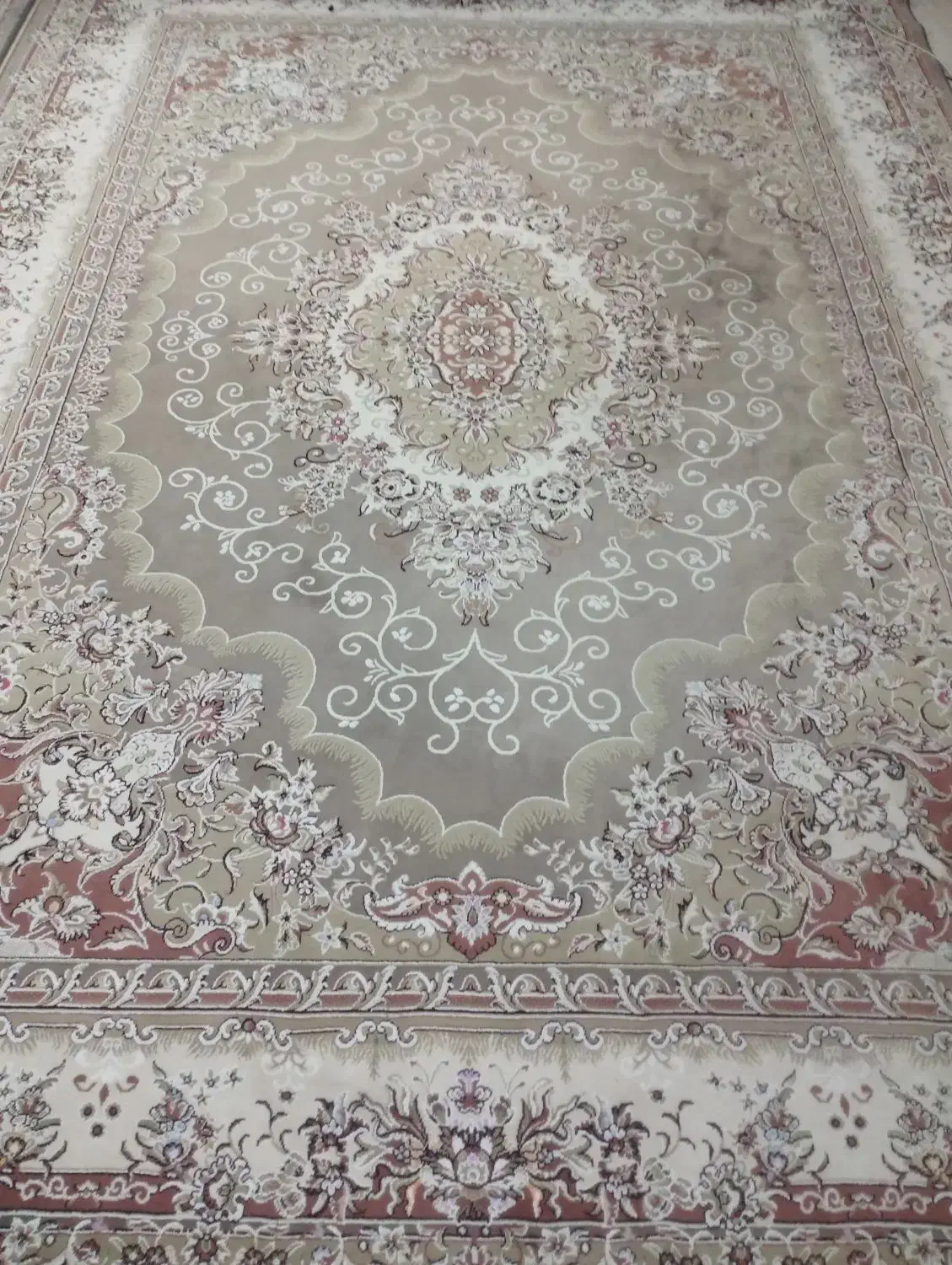 فرش ۹ متری کاشان ۷۰۰ شانه ۱۲۰۰ تراکم|فرش|کرج, اسدآباد|دیوار