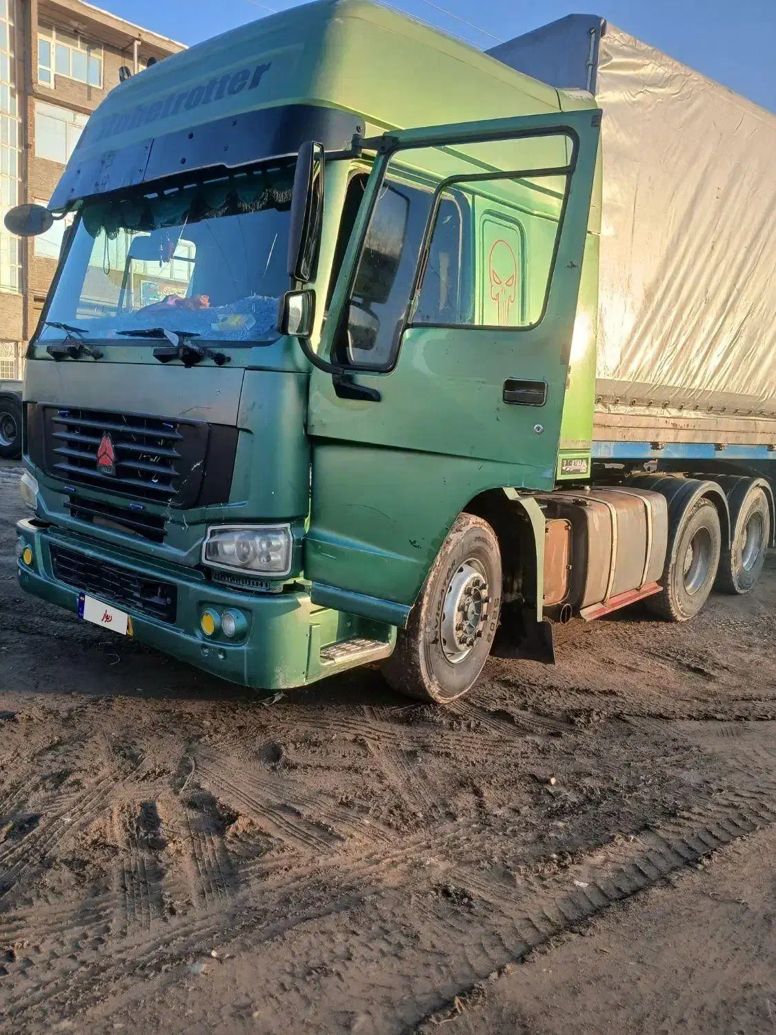 کشنده هوو|خودرو سنگین|میاندوآب, |دیوار