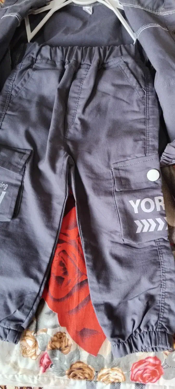 ۹۰۰۰|کفش و لباس بچه|تالش, هشتپر|دیوار