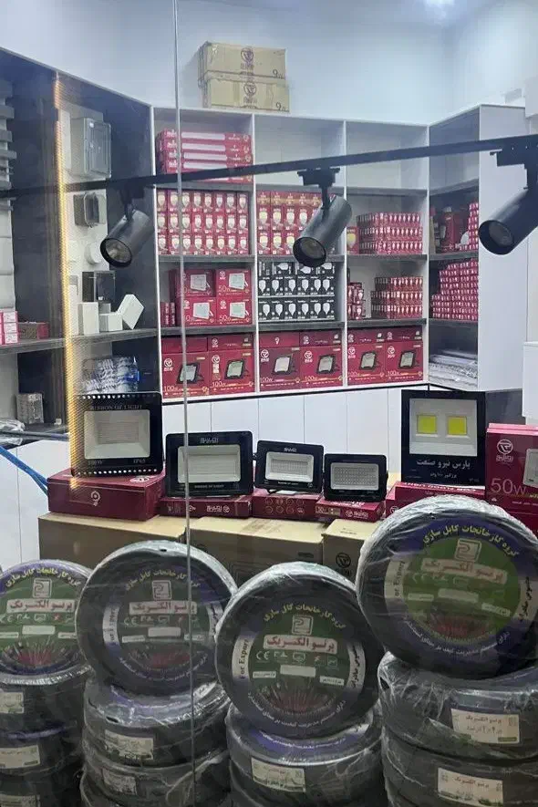 حراج ریسه پنل چراغ ریلی|حراج|تهران, لاله زار|دیوار