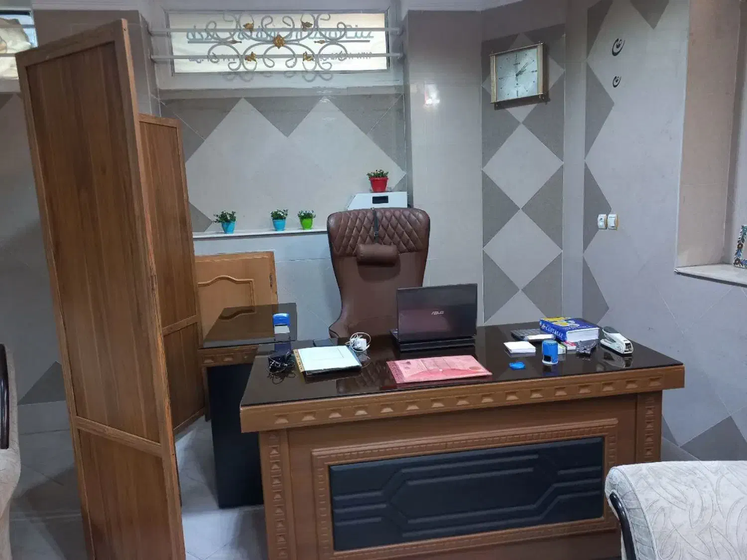 رهن و اجاره دفتر کاری|اجارهٔ دفتر کار، اتاق اداری، مطب|قم, صفائیه|دیوار