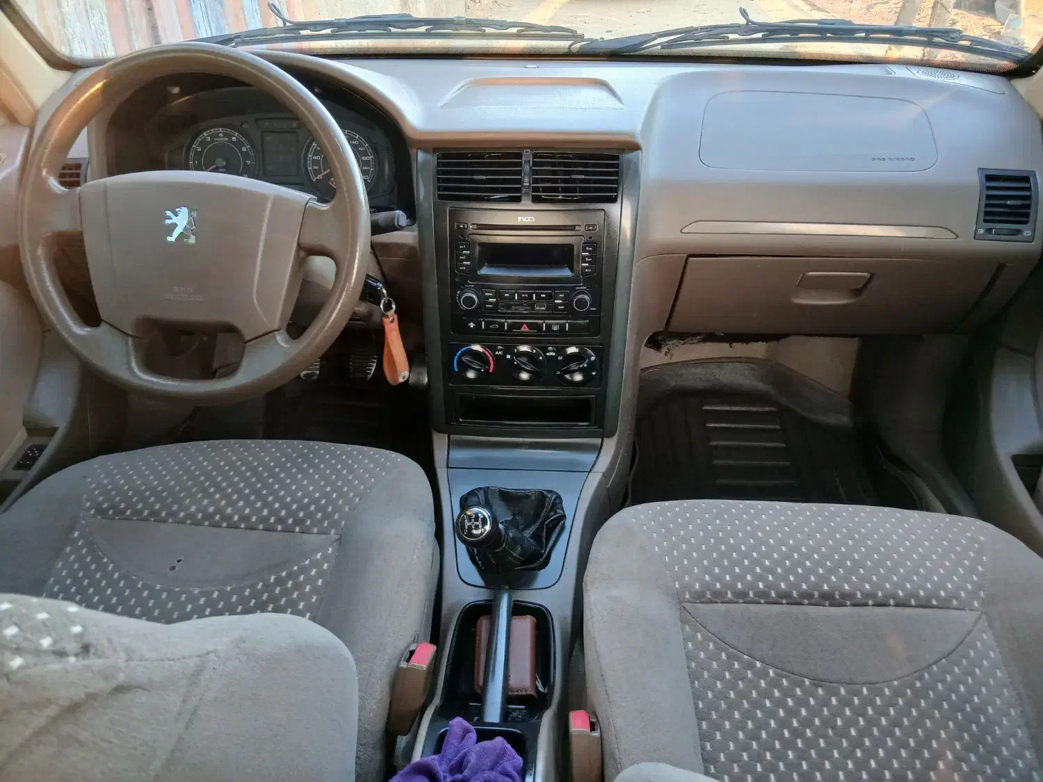 پژو ۴۰۵|خودرو سواری و وانت|گلپایگان, |دیوار