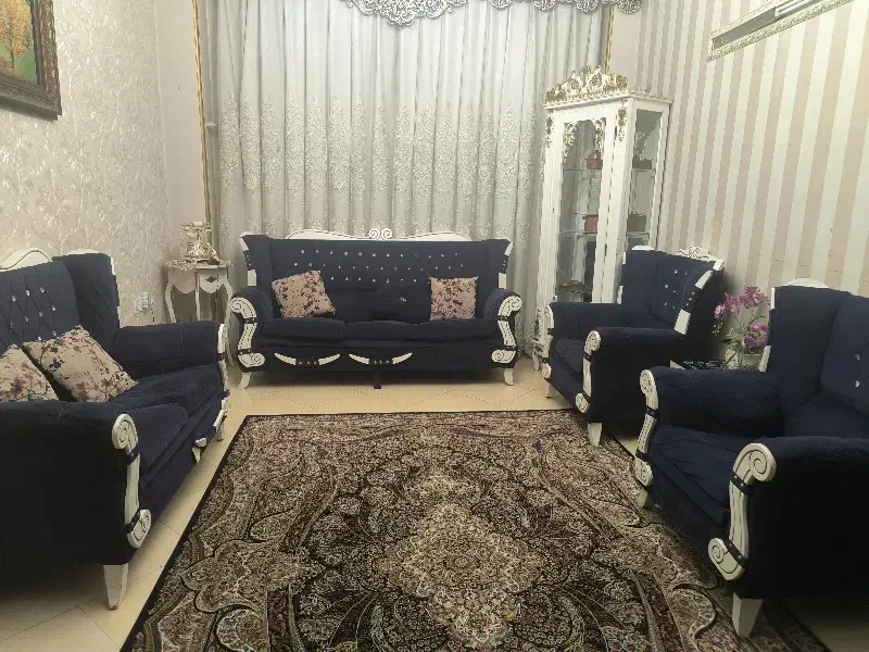 مبل هفت نفره همراه میز عسلی|مبلمان خانگی و میز عسلی|اسلامشهر, مطهری|دیوار