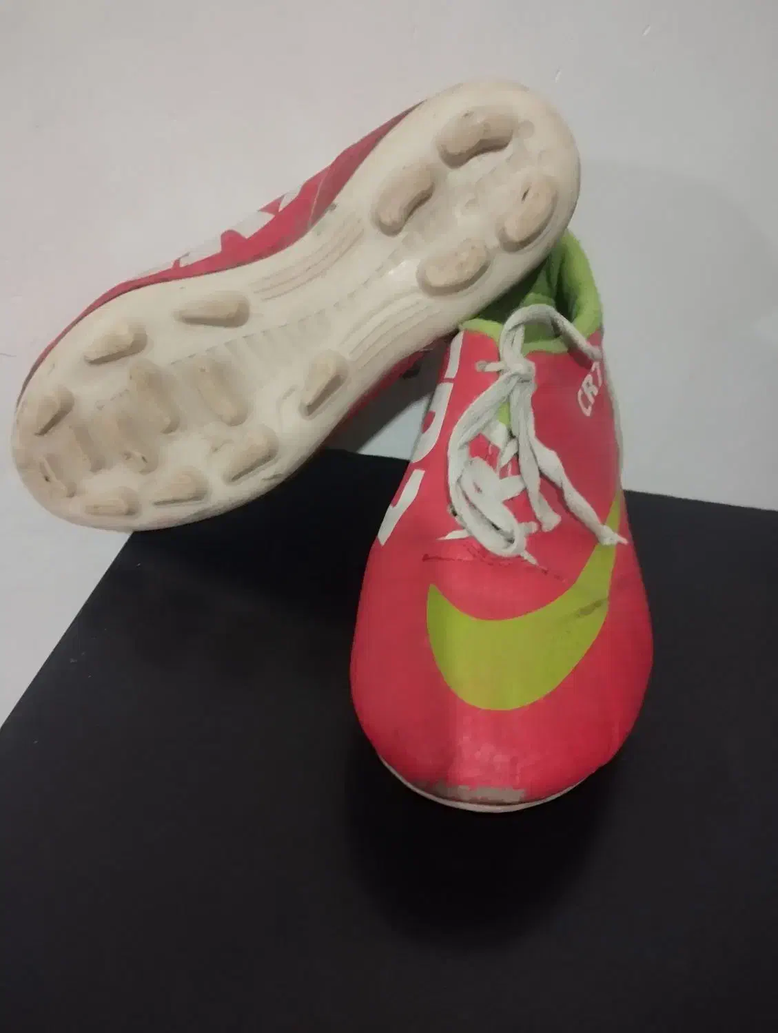 کفش فوتبالی استوک|کیف، کفش، کمربند|کنگاور, |دیوار