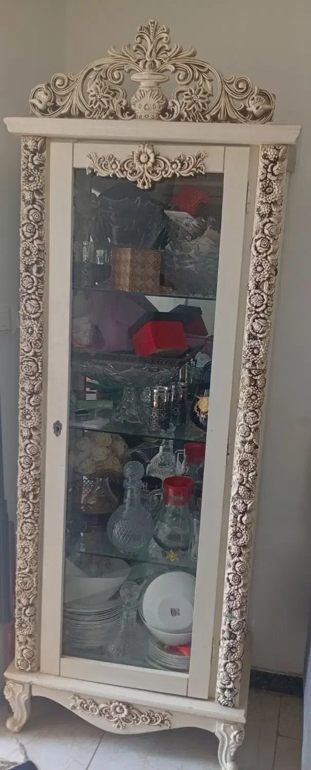 بوفه|بوفه، ویترین، کنسول|صومعه‌سرا, |دیوار