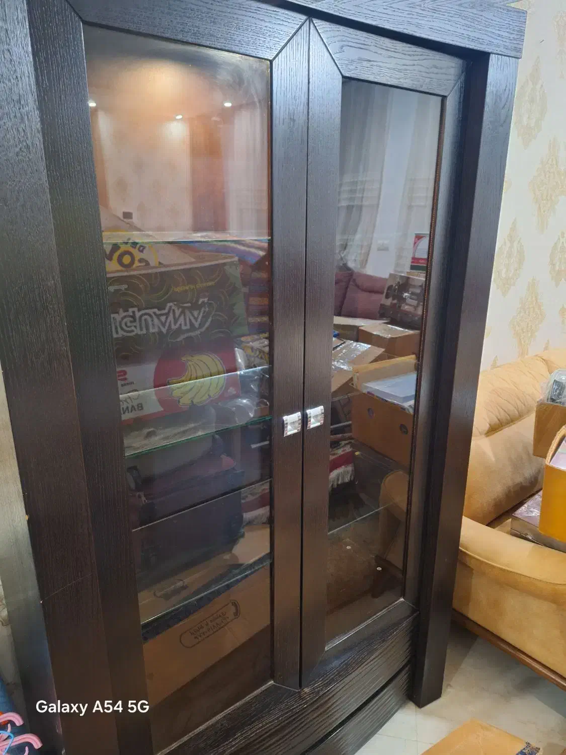 بوفه کاملا سالم می باشد تخفیف دارد|بوفه، ویترین، کنسول|زابل, |دیوار