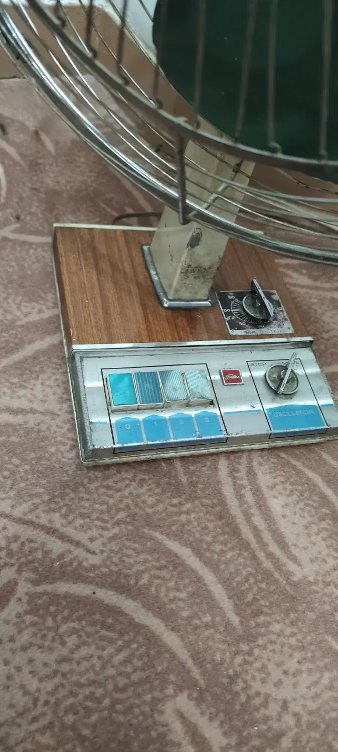 پنکه توشیبا ژاپنی|کلکسیون اشیاء عتیقه|تهران, شهرک زینبیه|دیوار