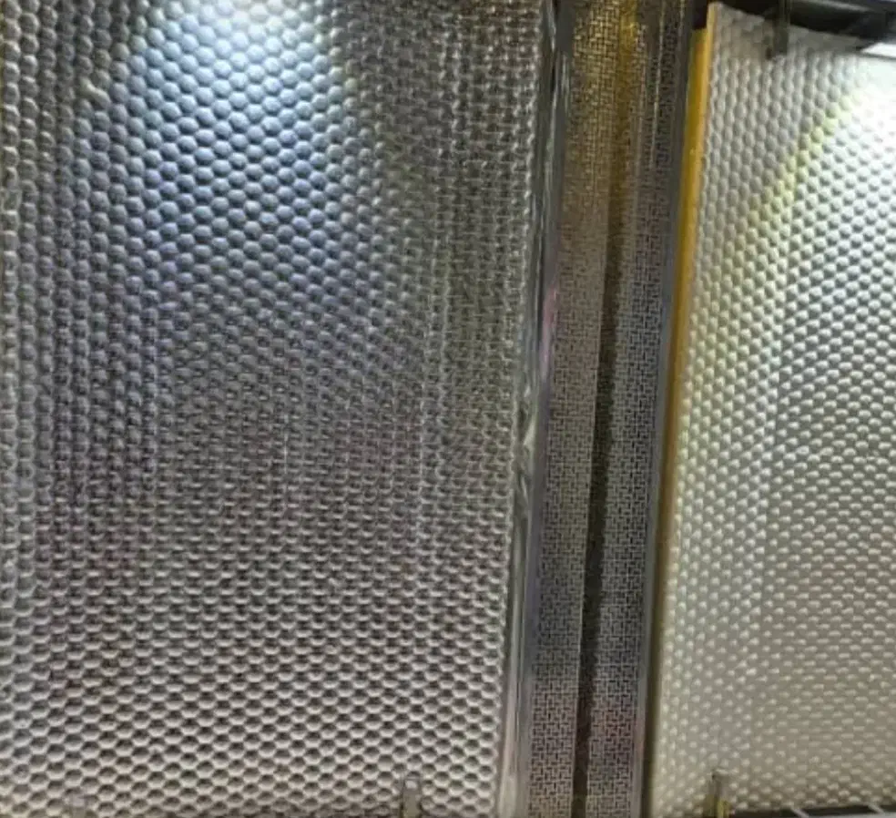 ساندویچ پانل سقفی و دیواری|ماشین‌آلات صنعتی|یزد, |دیوار