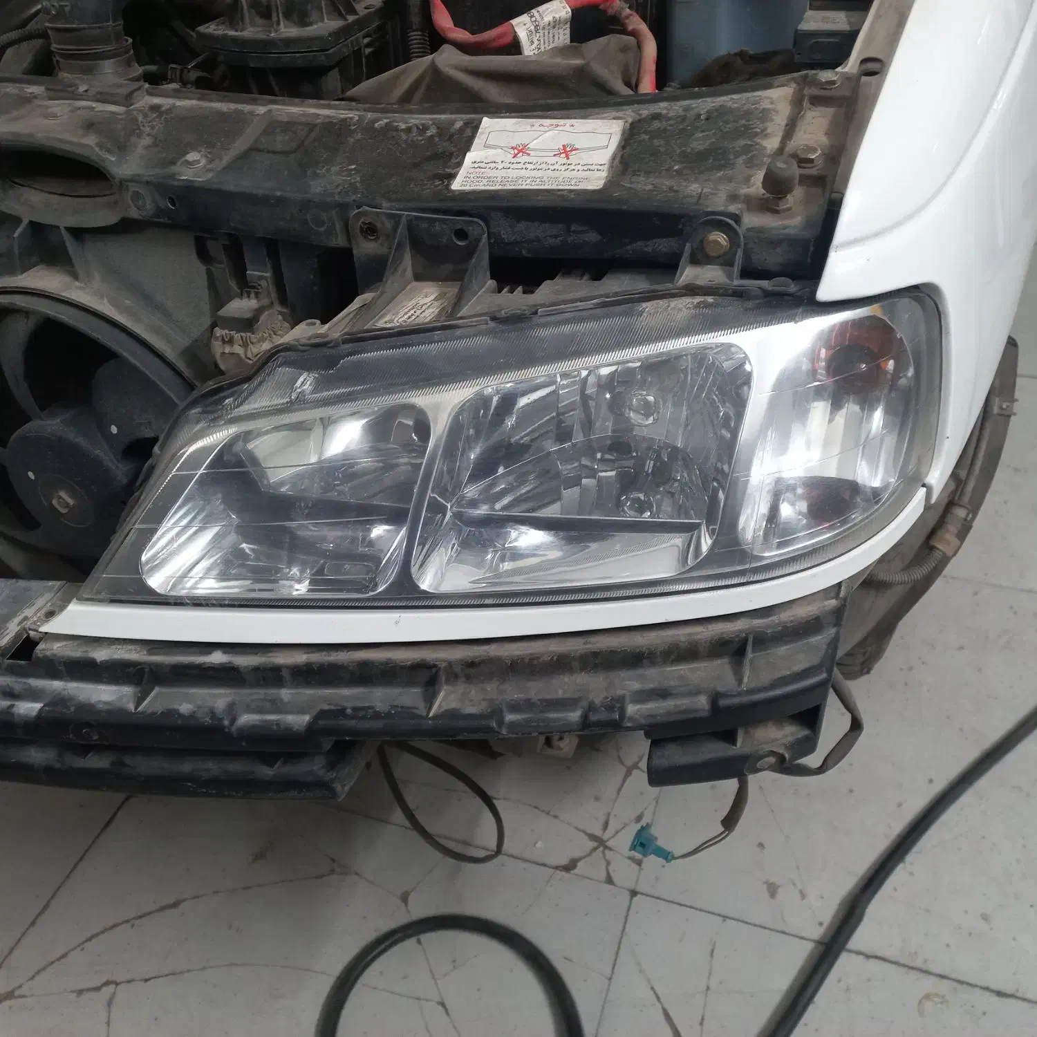 چراغ پژو پارس فابریکی|قطعات یدکی و لوازم جانبی|سبزوار, چهارراه فرودگاه|دیوار