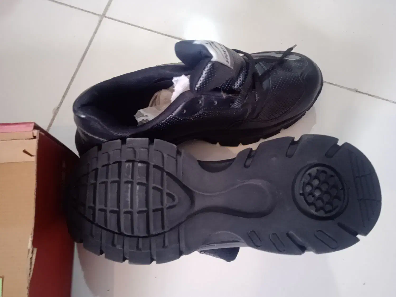 کتونی|کیف، کفش، کمربند|رباط‌کریم, الارد|دیوار